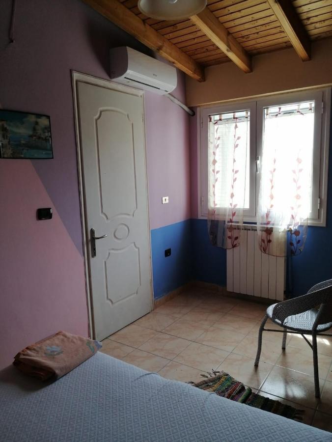 Facen Apartment *